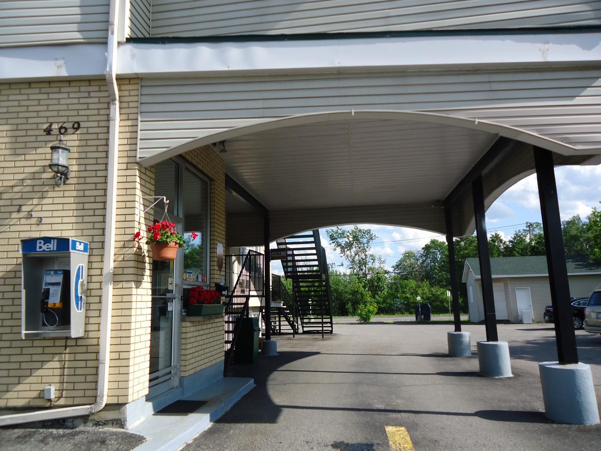Motel Chateauguay Hull Eksteriør bilde