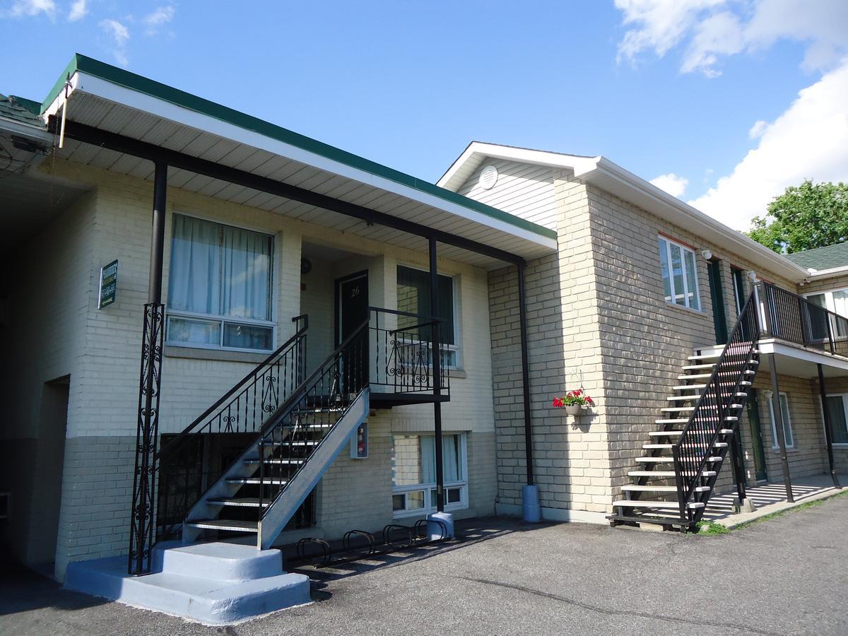 Motel Chateauguay Hull Eksteriør bilde